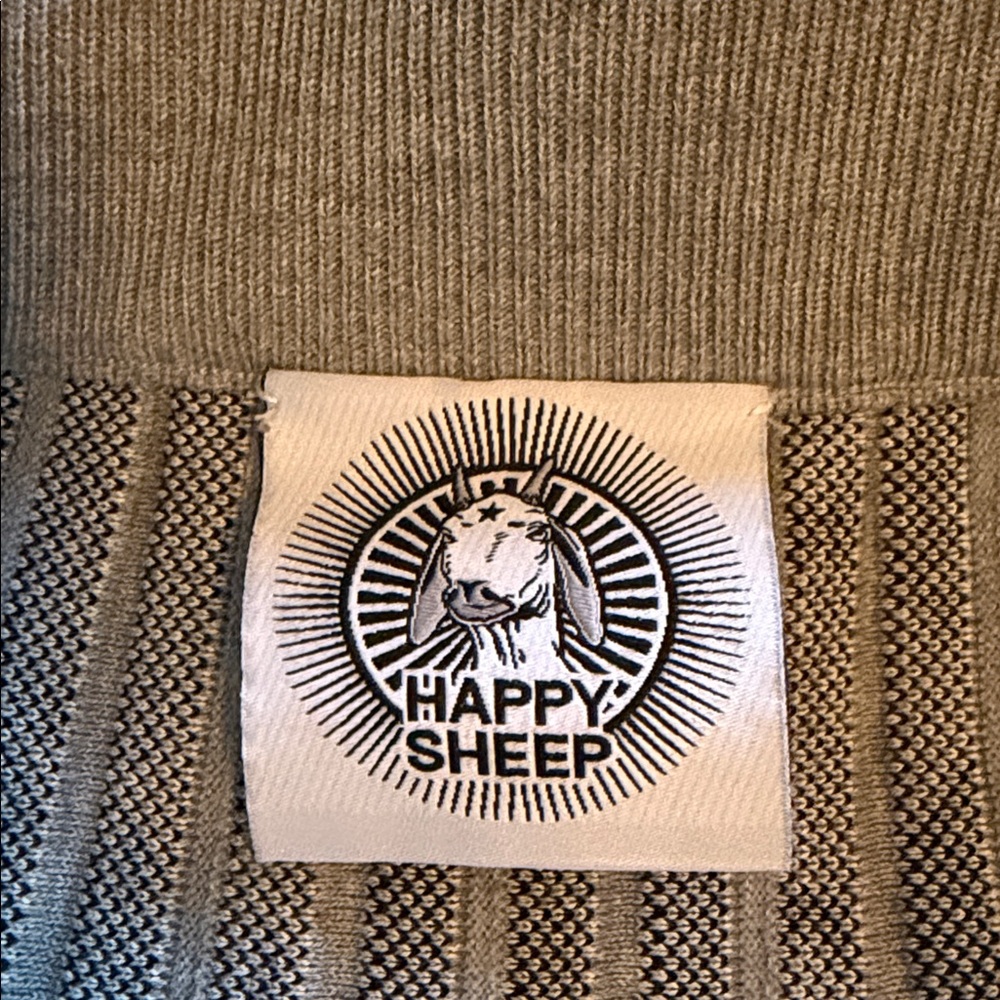 Happy Sheep luxury knit pleated skirt - Picture 4 of 7